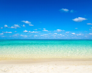 Fototapeta premium Beautiful tropical Maldives island with beach , sea , and blue sky for nature holiday vacation background concept