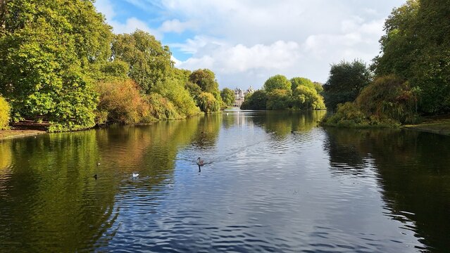 St. James Park London im Herbst