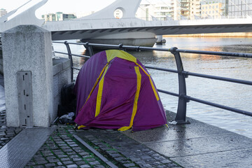 Homeless Tent by River Liffey Near Bridge in Dublin City Centre © Валентина Руденька