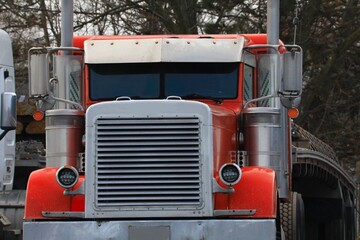 Heavy duty Semi Truck unloading cargo