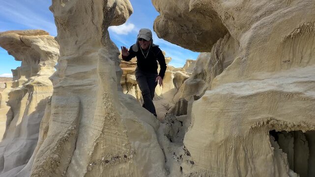Hiking at Ah-Shi-Sle-Pah Wilderness Area, New Mexico