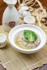 Sunflower Broth with Chopped Pork