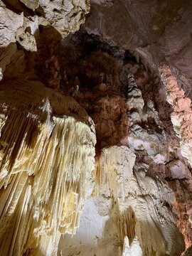 cave Frasassi