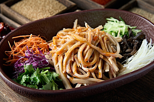 Five-color shredded vegetables with buckwheat flour dumplings
