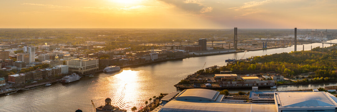Famous River Street in historical Savannah, Georgia. Urban landscape of old historic city. USA cityscape at sunset
