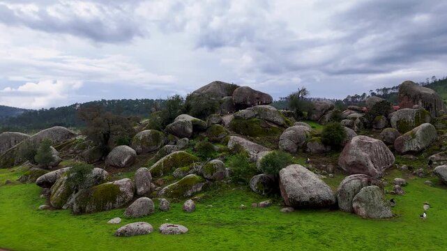 Rocas o piedras gigantes en Tapalpa 