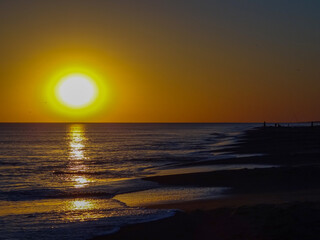 Sunset from the beach of the Atlantic Ocean © Norberatu