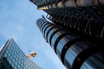 Lloyd's building london high-tech architecture and urban future
