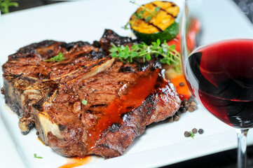 Gourmet Grilled Steak with Red Wine and Vegetables