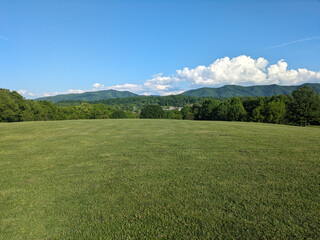 green field and blue sky. TN parks