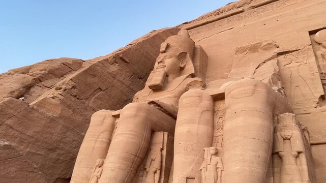 Abu Simbel Great Temple, World Heritage Site, Panning