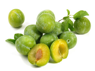 Obraz premium Greengage Fruit on white Background