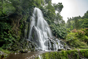Fototapeta premium Wasserfall im Nationalpark