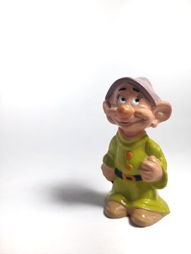 Vintage PVC figurine Snow White dopey dwarf characters Disney
