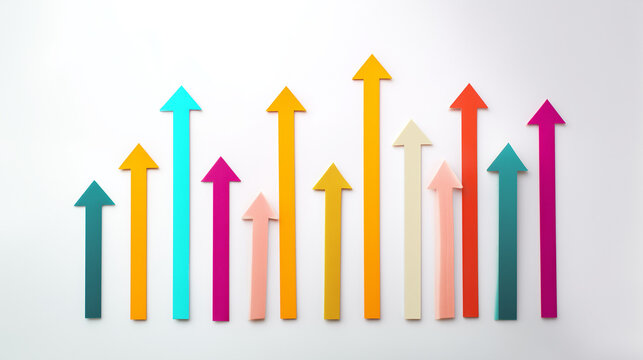 Setas coloridas apontando para cima representando crescimento, sucesso, evolu&ccedil;&atilde;o e desenvolvimento em neg&oacute;cios, marketing e planejamento estrat&eacute;gico