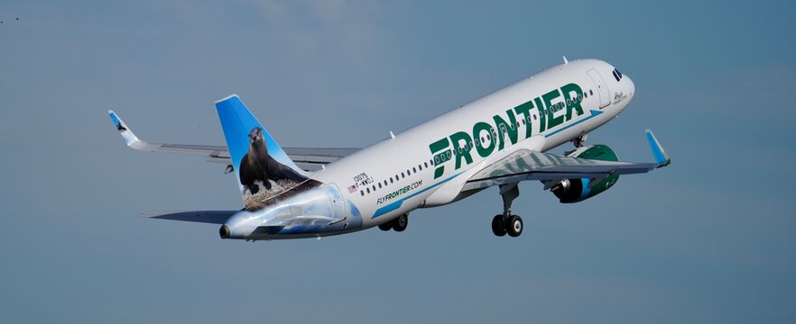 Frontier "Rosie the river Otter" A320neo en mont&eacute;e banni&egrave;re
