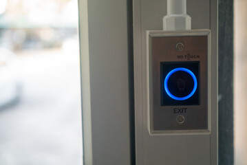 Naklejka premium Touchless Exit Button Image
