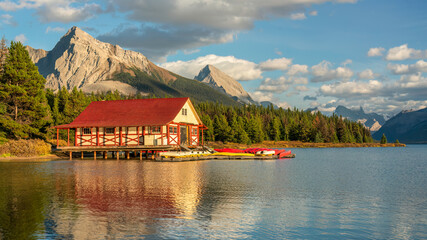 Golden hour light at Maligne Lake in the Jasper National Park	