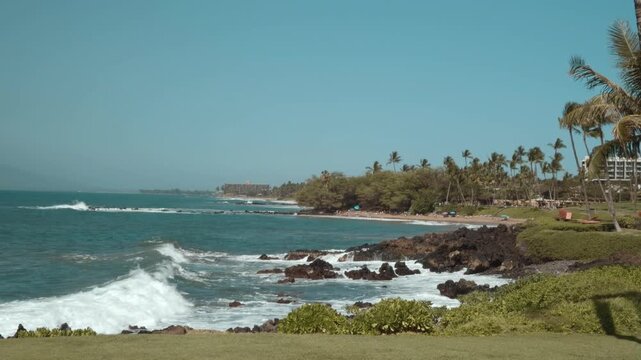  Wailea Beach Path, Kihei, South Maui, Hawaii. Pacific Oicean. Basanite and minor picrobasalt, Kula Volcanics