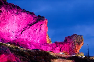 Fotobehang Roze Dramatic Pink Light on Mountain Peaks  © Cavan
