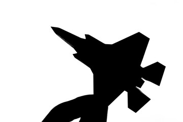 反戦、シルエットのジェット戦闘機