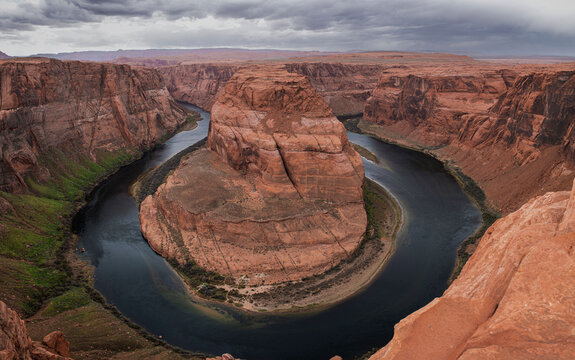 Horseshoe bend natural river carved canyon landmark