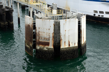 A giant bumper for big boats