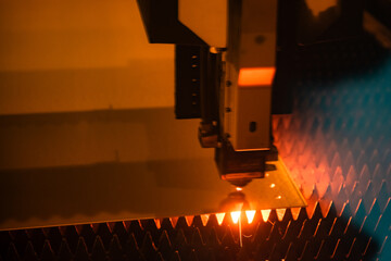 Light Blade Forging Metal: The Precise Moment of Laser Drilling