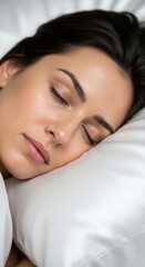 Shiny Healthy Hair on Luxury Mulberry Silk Pillowcase for Hair Care