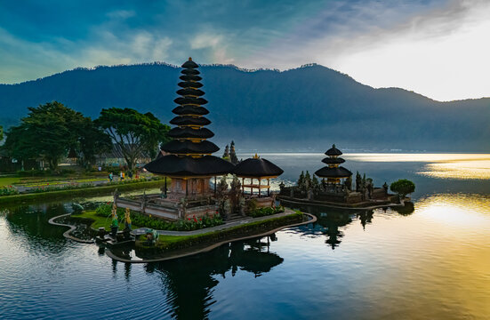 Ulun Danu Beratan temple, Bali, Indonesia