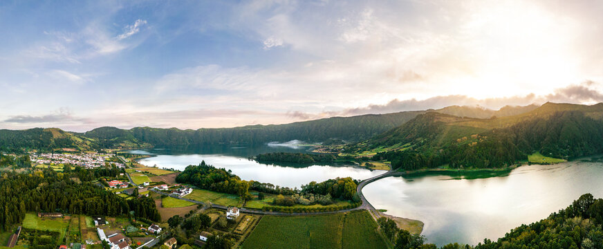 "Sete Cidades"-Bilder: Stock-Fotos & -Videos. | Adobe Stock
