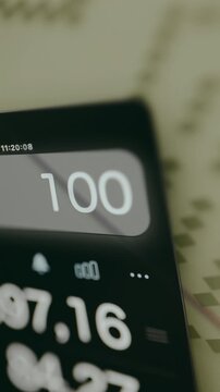 Currency conversion tool, introducing the amount of money in the input field