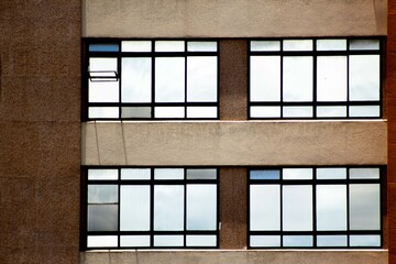 Parede, janela e arquitetura de prédios da cidade de São Paulo, Brasil. 