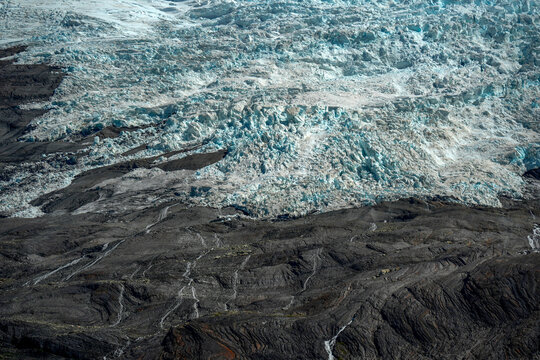 ice retroceding in spegazzini glacier los glaciares park argentina peineta glacier
