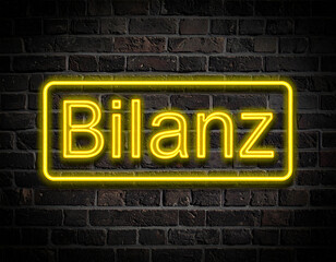 Fototapeta premium Leuchtende gelber Neonschrift 