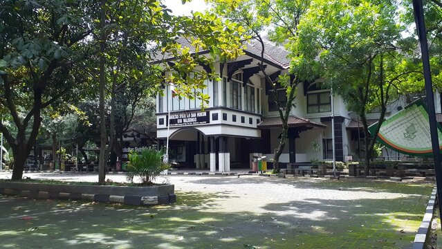 Sharia and law faculty building at Walisongo State Islamic University Semarang. Gedung fakultas syariah dan hukum UIN Walisongo.