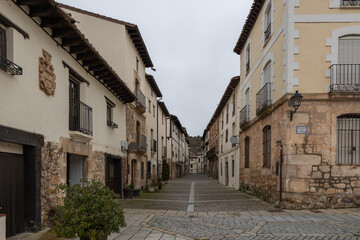 Fototapeta premium Cobblestone street in historic covarrubias village, burgos, spain