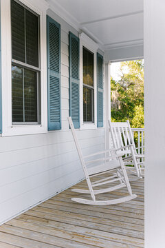 Front porch rocking chairs
