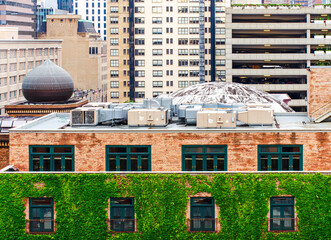 building in the city of chicago