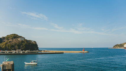 Fototapeta premium 愛媛県八幡浜市から大分県別府市までのフェリー航路からの風景