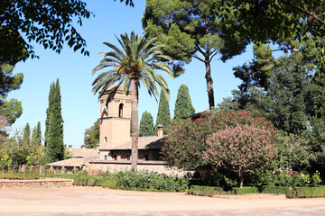 Obraz premium In the garden of the Alhambra in the Spanish city Granada, Andalusia, Spain 