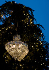 Obraz premium Elegant crystal chandelier