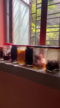 pickle jars