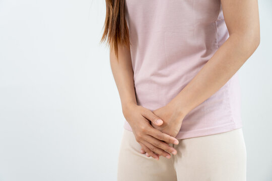 Cervical cancer, female reproductive system, woman touching lower abdomen, sexually transmitted disease, Abdominal pain patient, pelvic discomfort, leucorrhea, abnormal, vaginal tightening, repair