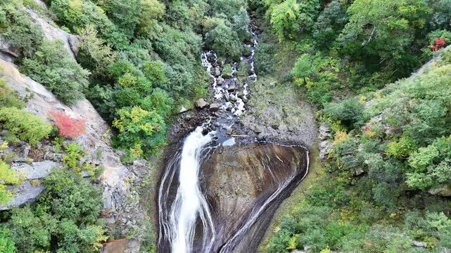 Ginga Waterfall | Top Down | Waterfall Basin | Stream | Autumn | Hokkaido
