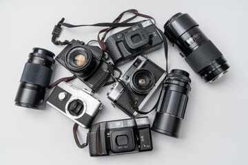 カメラ ボディ レンズ まとめ 大量 ジャンク 不用品 ゴミ 買取 売却 処分 売れる