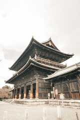 Naklejka premium 日本 京都の南禅寺と雪