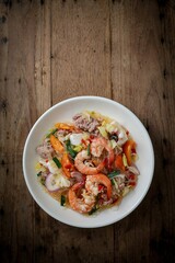 Spicy Thai Glass Noodle Salad (Yum Woon Sen) with Shrimp, Squid, and Minced Pork © Meowwelove