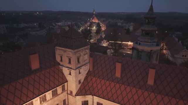 Przelot dronem nad zamkiem w Niemodlinie