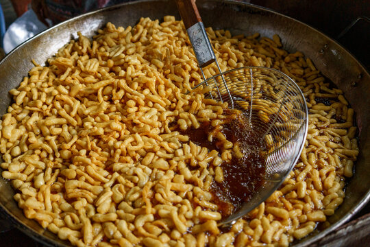 Mini crispy Pa Tong Ko